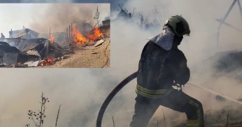 Ahır yandı Büyükbaş hayvanlar telef oldu