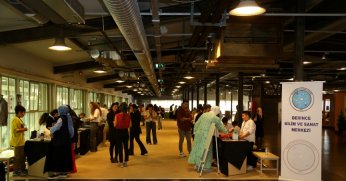 Genç araştırmacılar Bilim Merkezinde buluştu