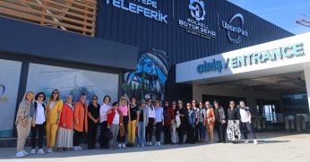 Kadın muhtarların teleferik gezisi