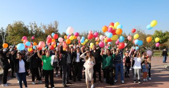 Balonlar Masal Bebek İçin Uçuruldu