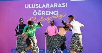 ‘Uluslararası Öğrenci Buluşması’nda kültürler buluştu