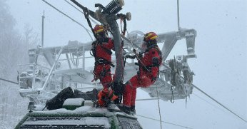 Kocaeli İtfaiyesi’nden nefes kesen eğitim tatbikatı