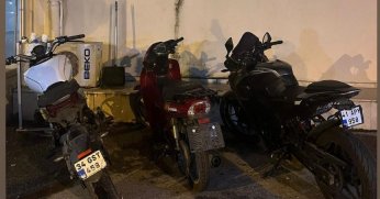 Motosiklet hırsızları yakalandı