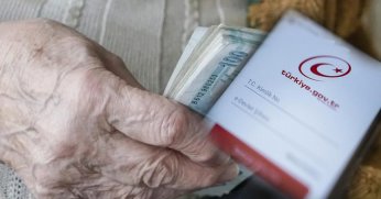 Emeklilerin maaş zamları e-Devlet'te erişime açıldı