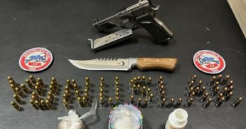 Şüphe üzerine durdurulan araçtan cephanelik çıktı!