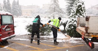 Derince’de Yoğun Kar Mesaisi
