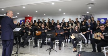 Karamürsel’de Aşık Veysel Türkülerle Anıldı