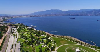  SIFIR ATIK UYGULAMALARI İLE TÜRKİYE'YE ÖRNEK OLUYOR