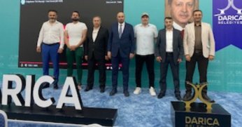 MEVLÜT AĞRA’DAN DARICA’DA GÖVDE GÖSTERİSİ