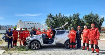 Büyükşehir İtfaiyesi’nden AKUT’a eğitim desteği