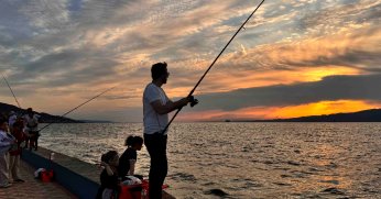 4. İzmit Körfezi Deniz Festivali renkli görüntülere sahne oldu;