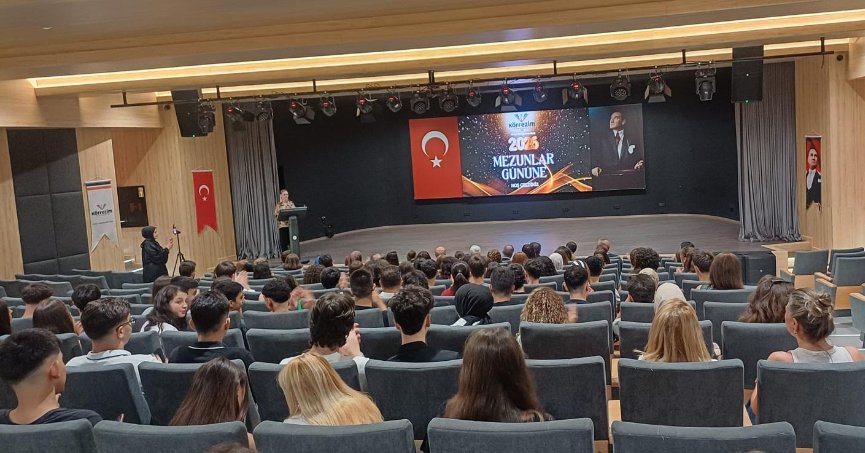  Körfezim Eğitim Kurumları’nda Mezunlar Günü Buluşması Gerçekleşti