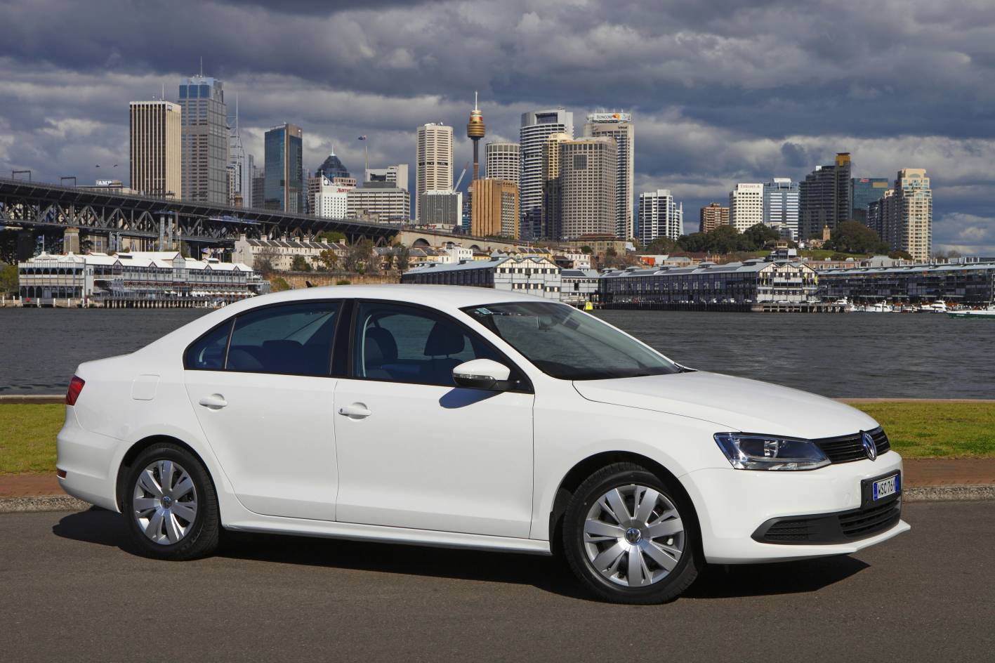 Wolksvagen'in Yeni Stil Aracı Jetta