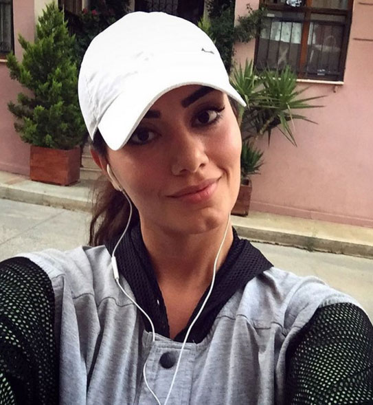 INSTAGRAM'DA ÜNLÜLER GEÇİDİ