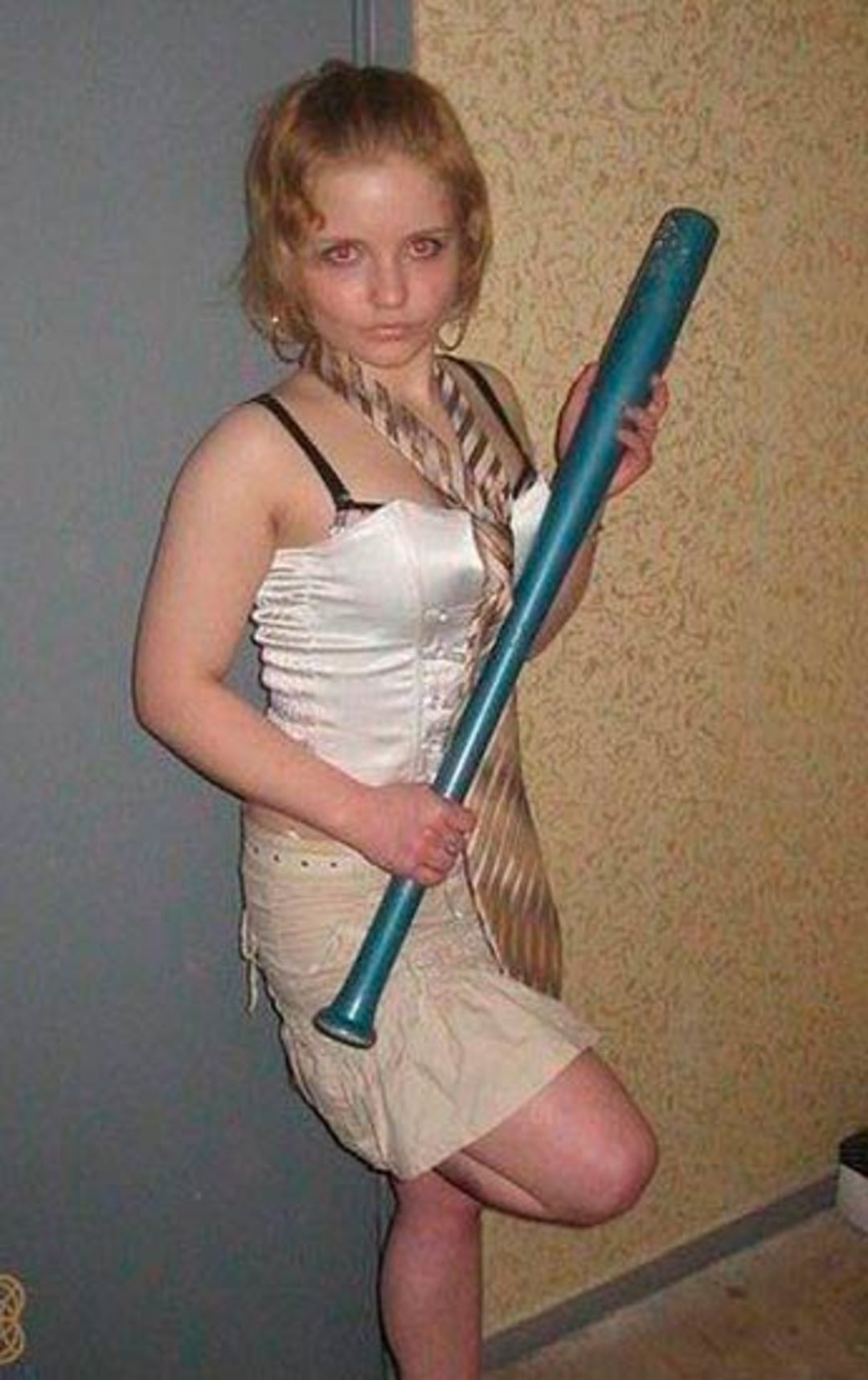 Rus kızların sosyal medya paylaşımları olay yaratıyor