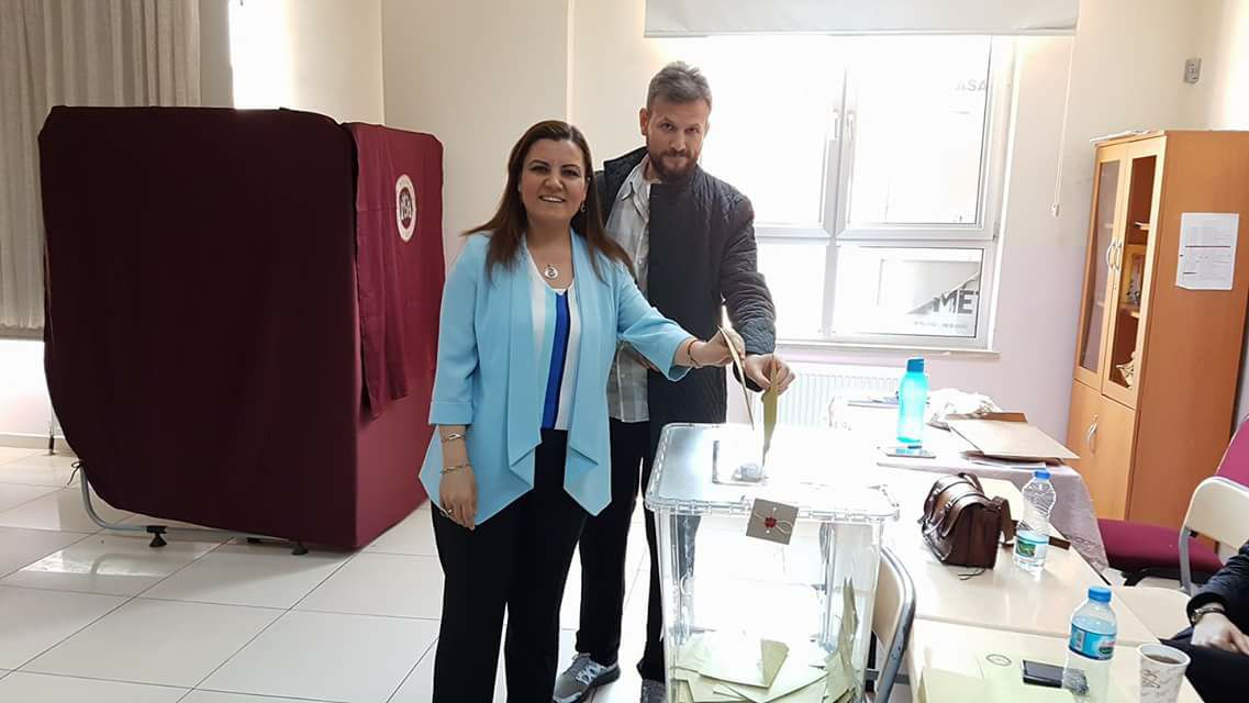 Referandumdan kareler