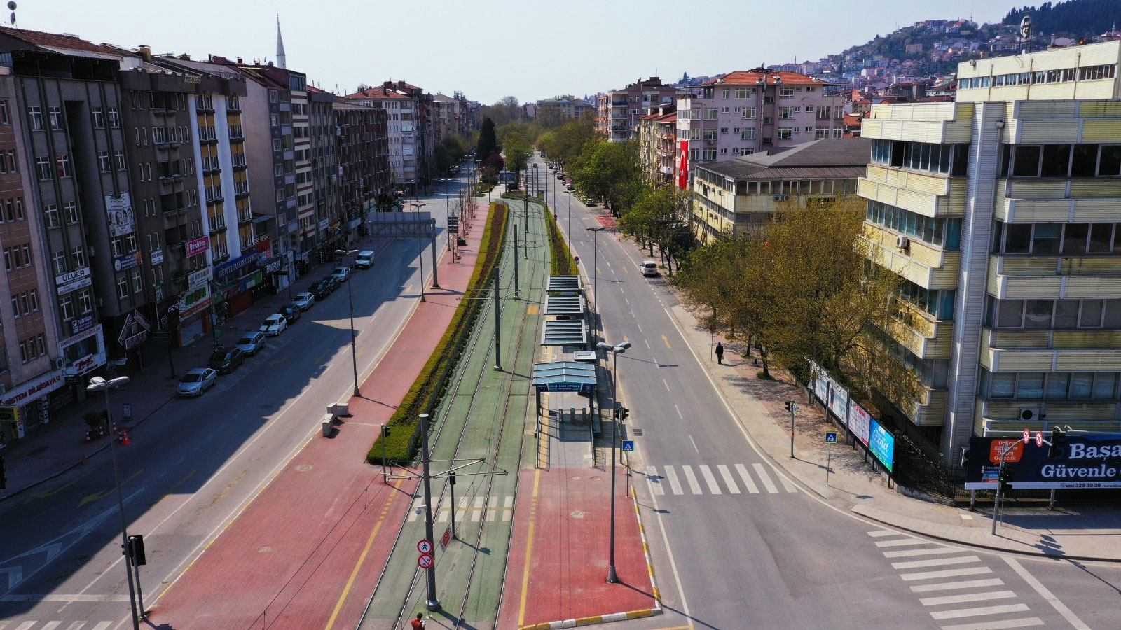 Sokağa çıkma yasağında İzmit'ten kareler