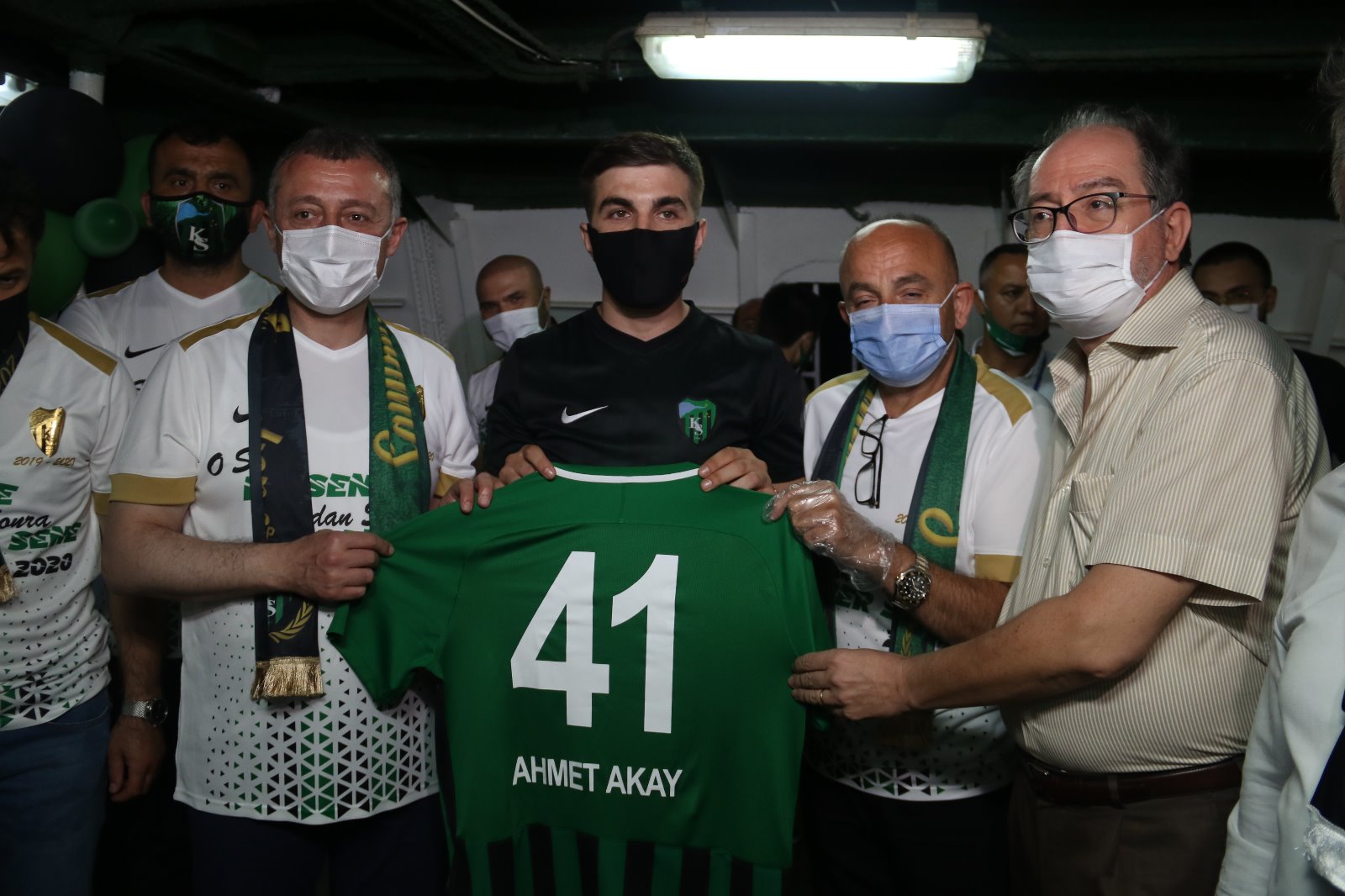 Yeşil-Siyah Şampiyon Kocaelispor