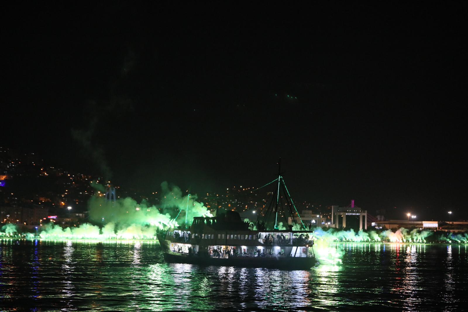 Yeşil-Siyah Şampiyon Kocaelispor